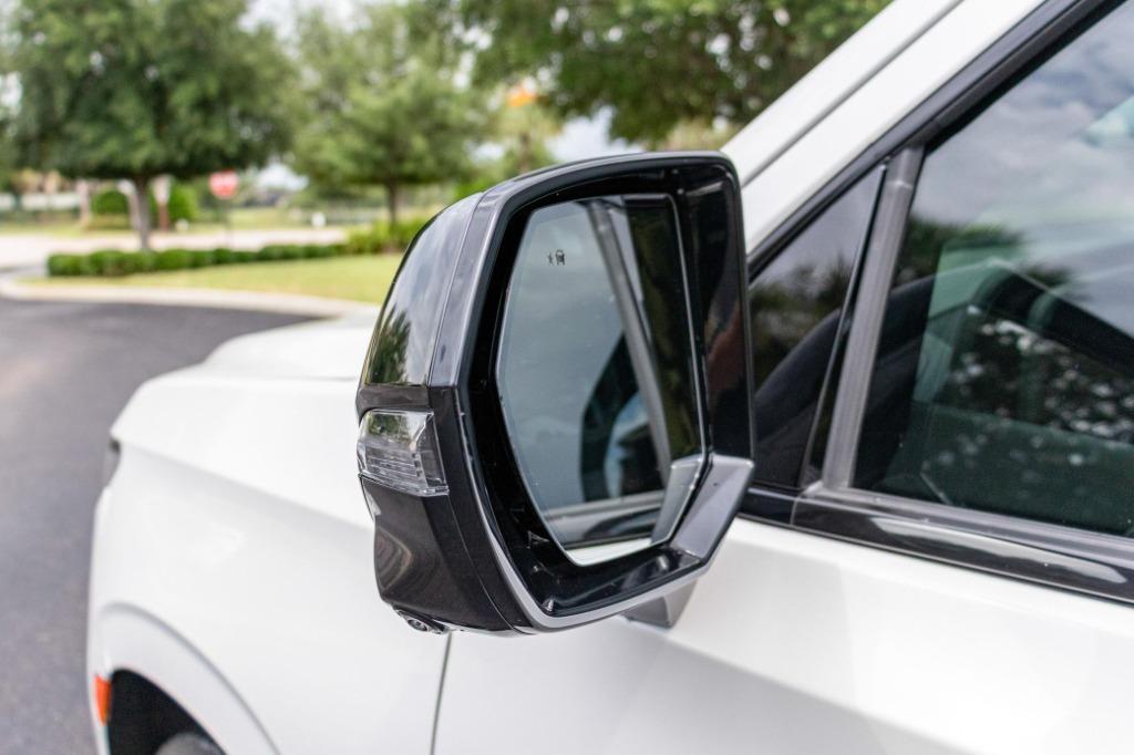 2022 Cadillac Escalade - $49,995