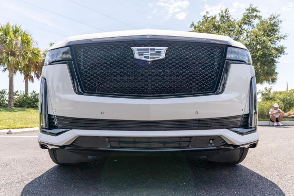 2022 Cadillac Escalade - $49,995