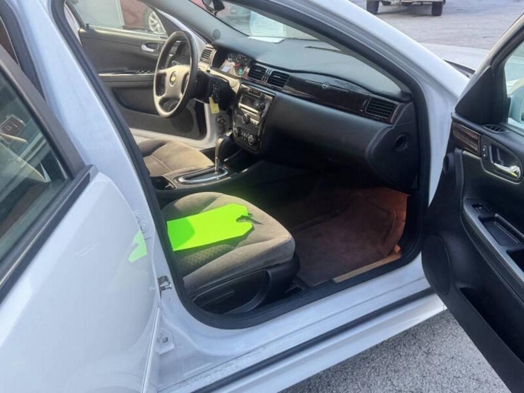 2016 Chevrolet Impala - $7,225