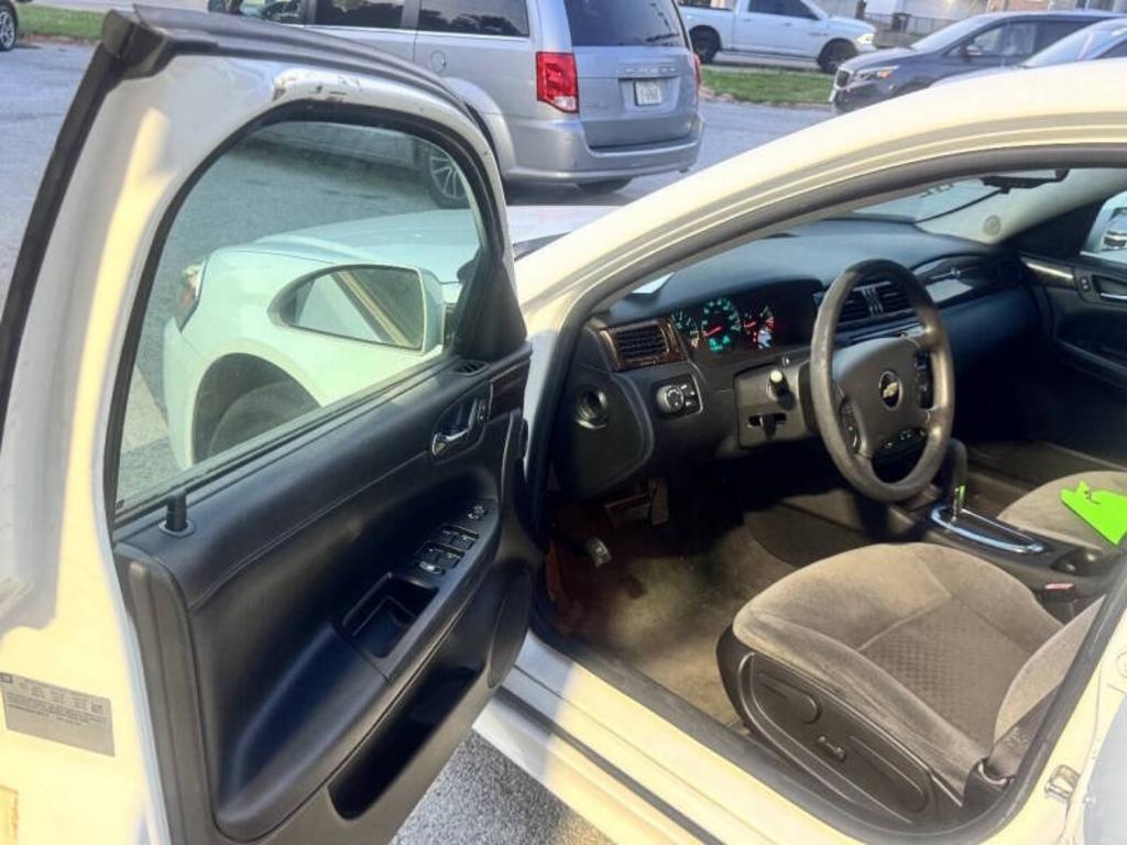 2016 Chevrolet Impala - $7,225