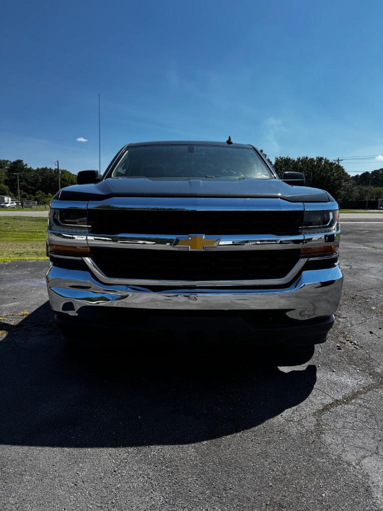 2018 Chevrolet Silverado - $23,999