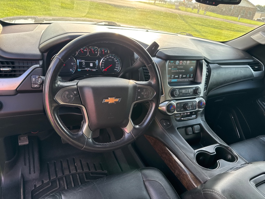 2019 Chevrolet Suburban - $21,000