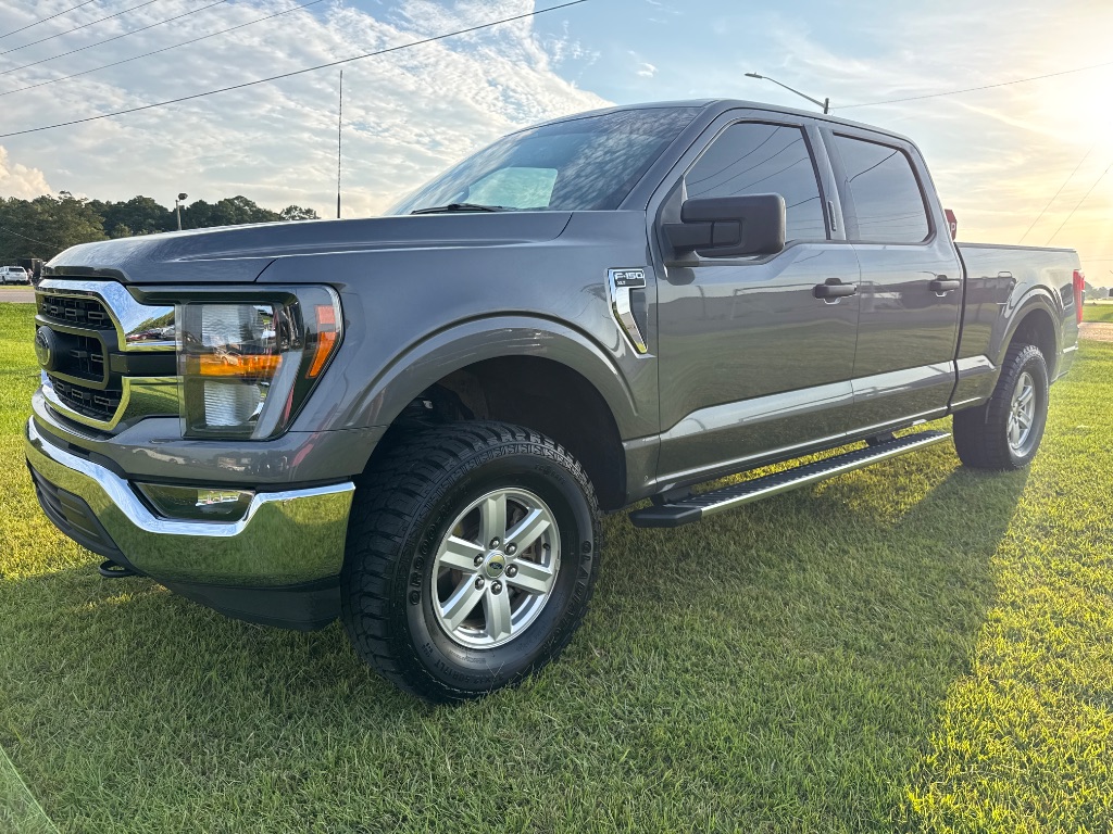 2023 Ford F-150 - $29,999