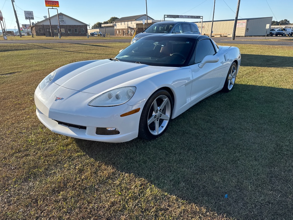 2005 Chevrolet Corvette - $21,999
