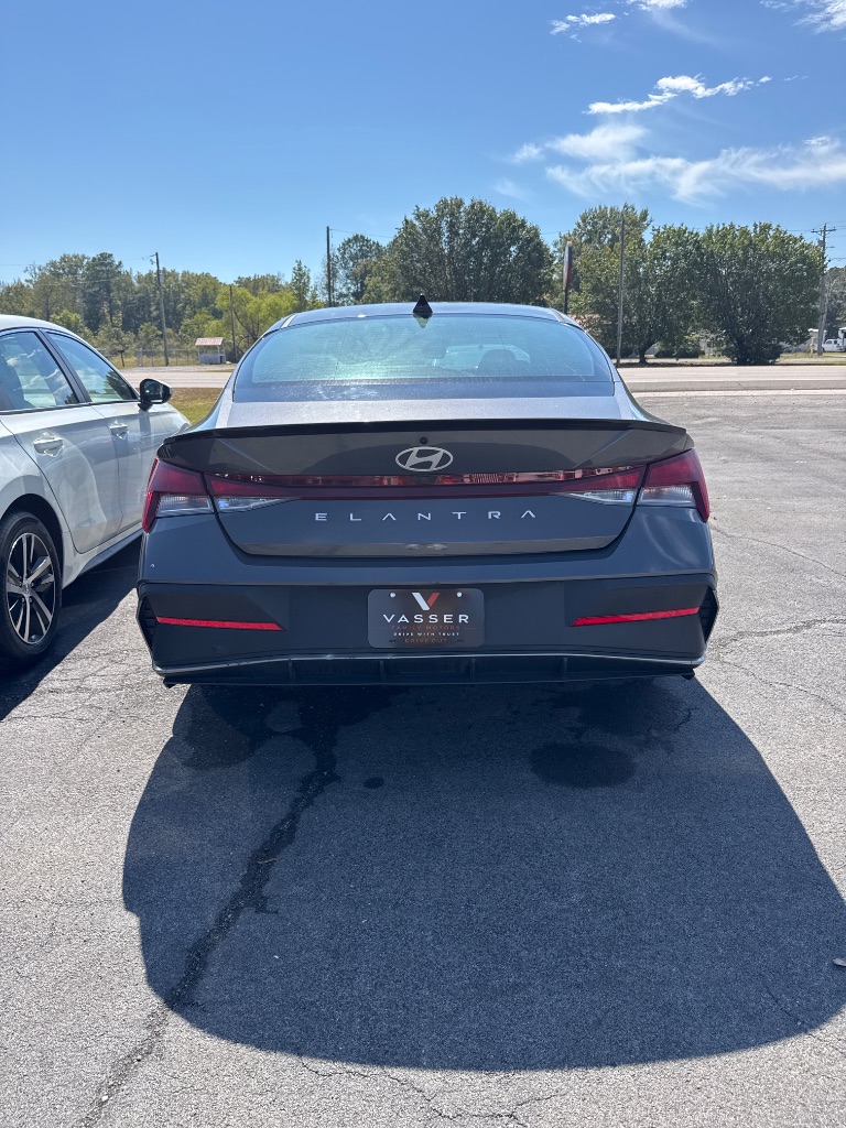 2025 Hyundai Elantra
