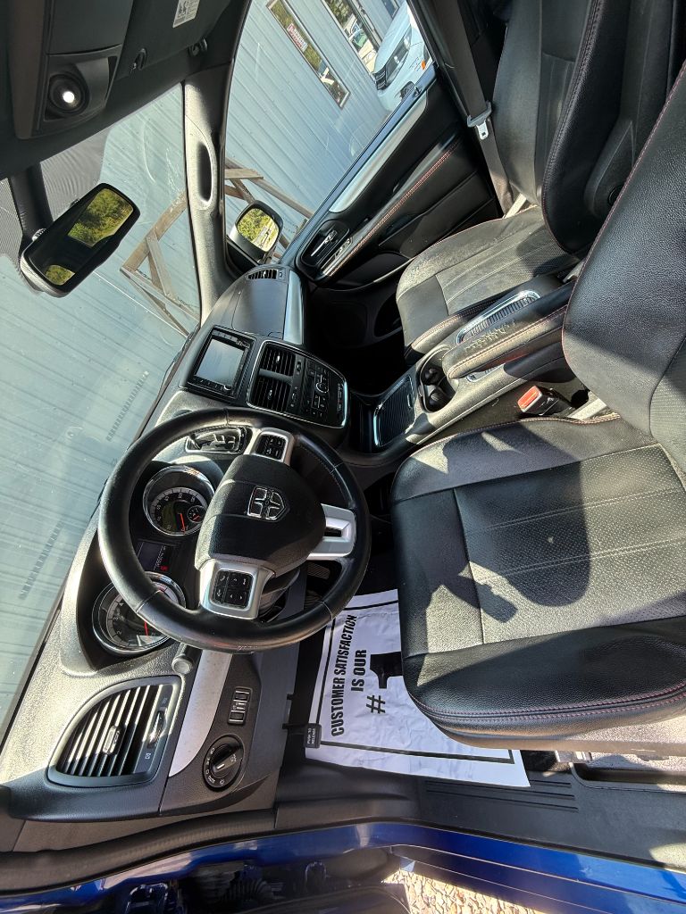 2019 Dodge Grand Caravan - $7,500