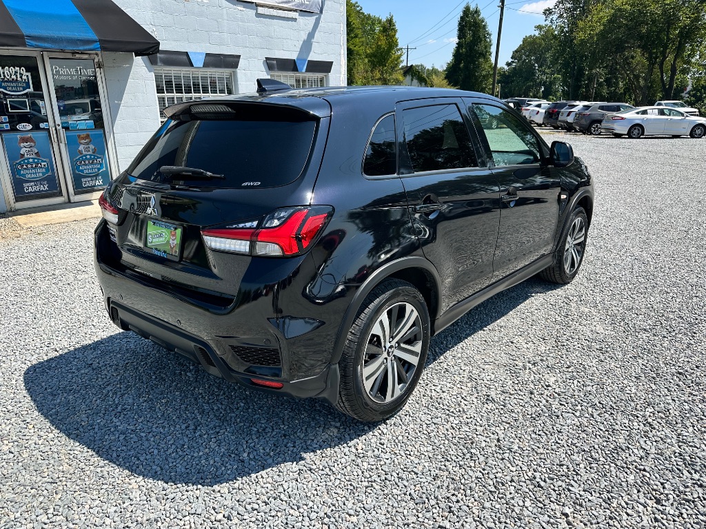 2022 Mitsubishi Outlander - $11,998