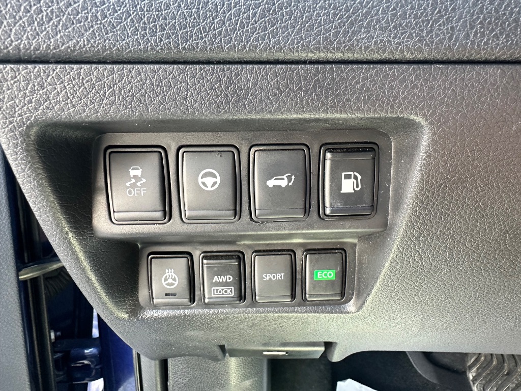 2019 Nissan Rogue - $11,898