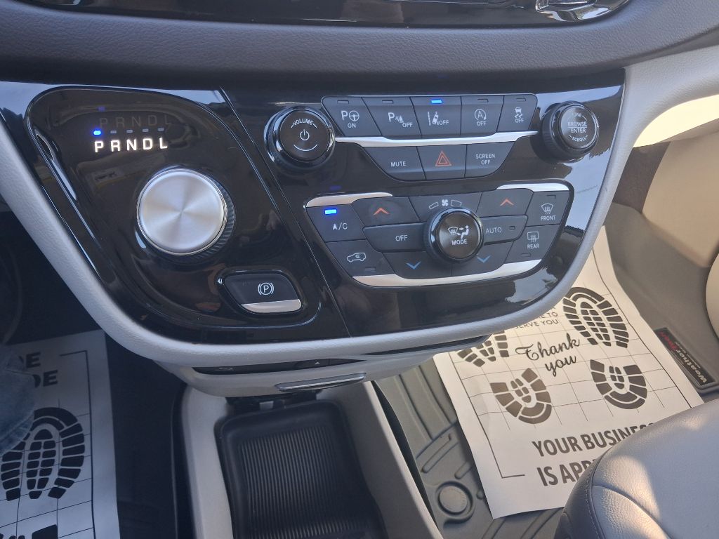 2018 Chrysler Pacifica - $12,998