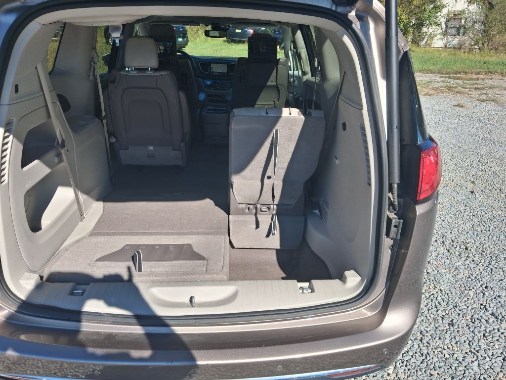 2018 Chrysler Pacifica - $12,998