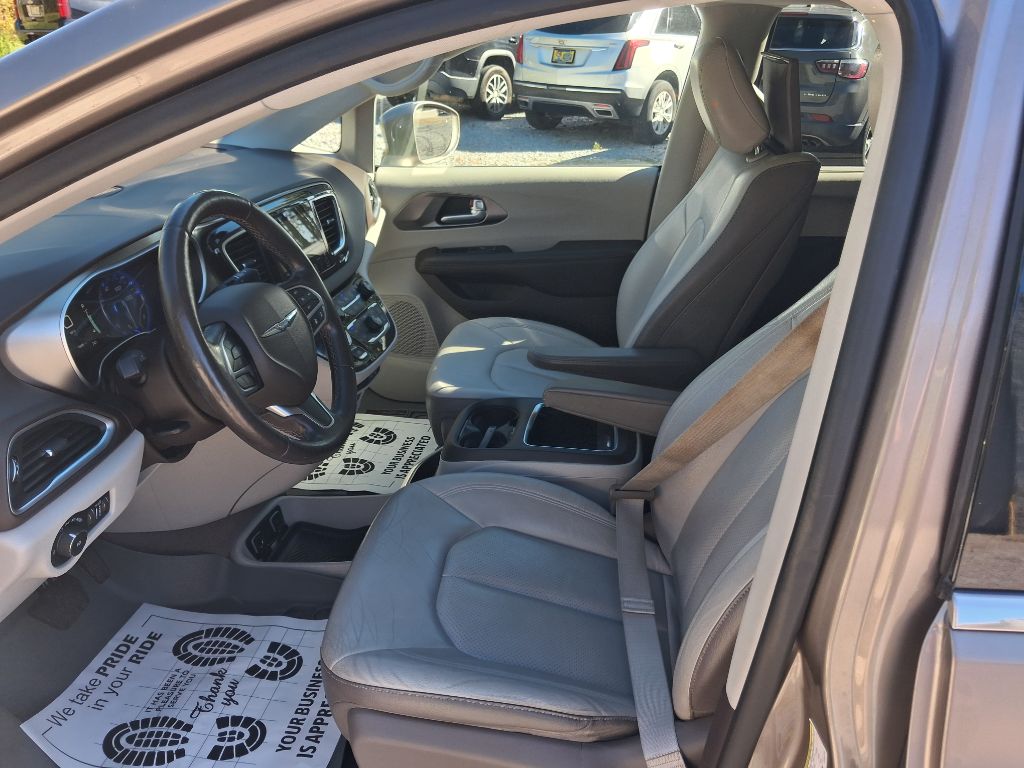 2018 Chrysler Pacifica - $12,998