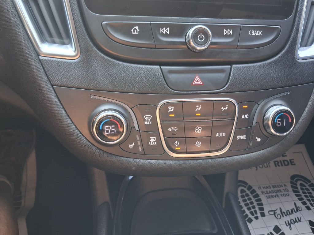 2019 Chevrolet Malibu - $10,998