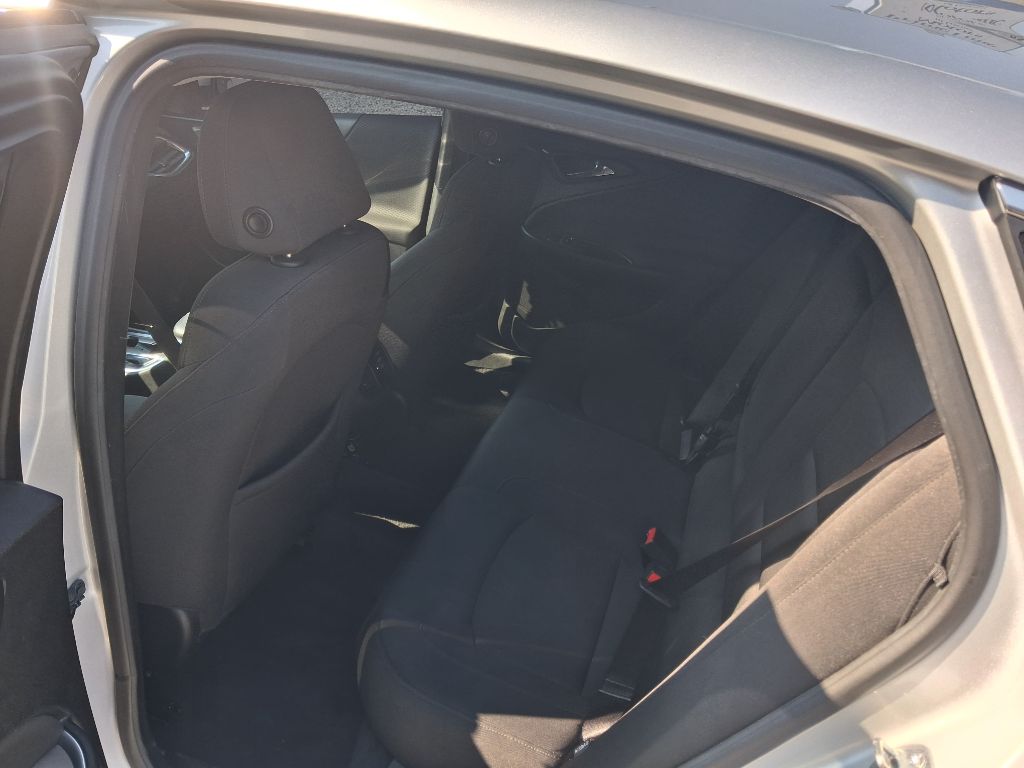 2019 Chevrolet Malibu - $10,998
