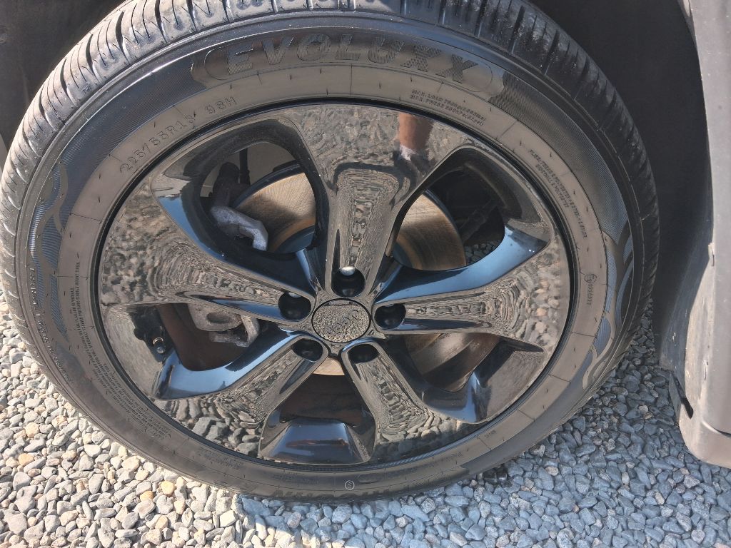 2019 Jeep Compass - $10,398