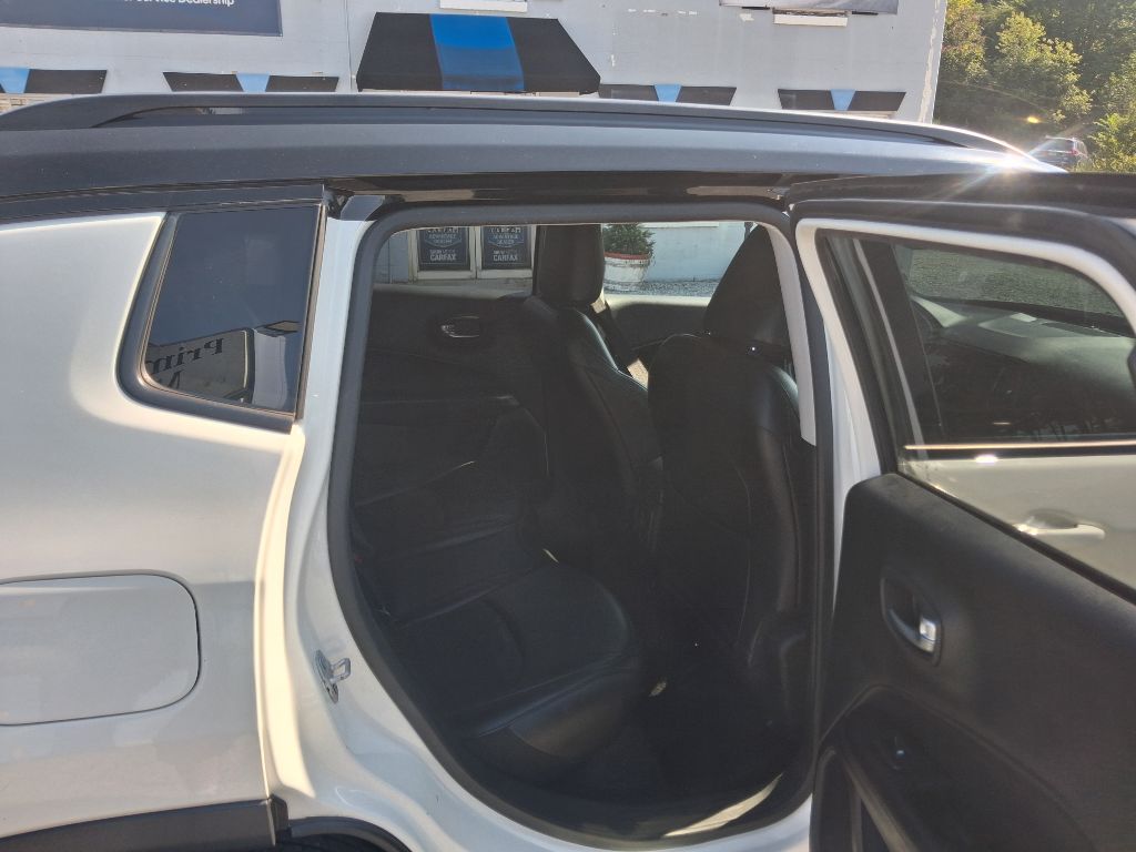 2019 Jeep Compass - $10,398