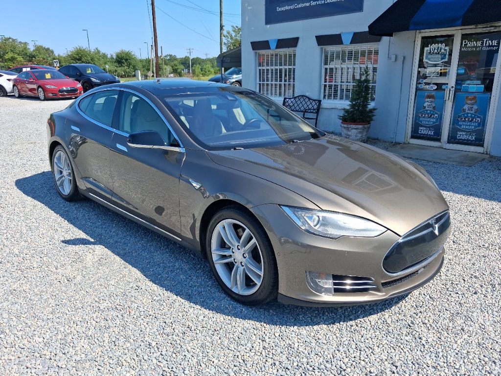 2015 Tesla Model S - $11,398