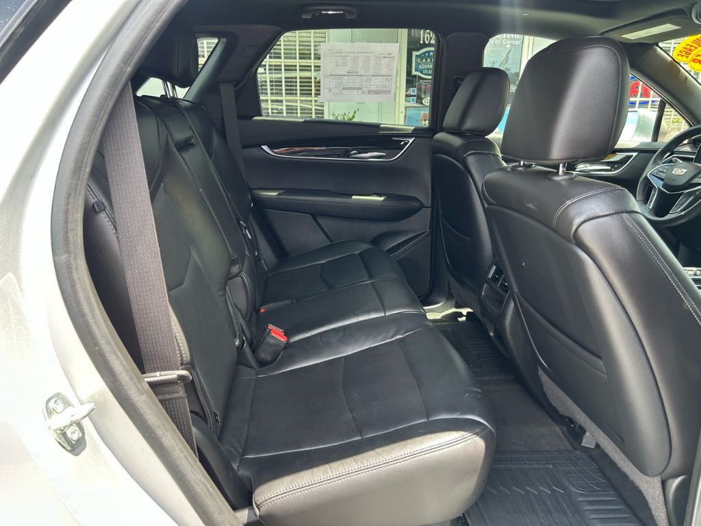 2020 Cadillac XT5 - $17,998