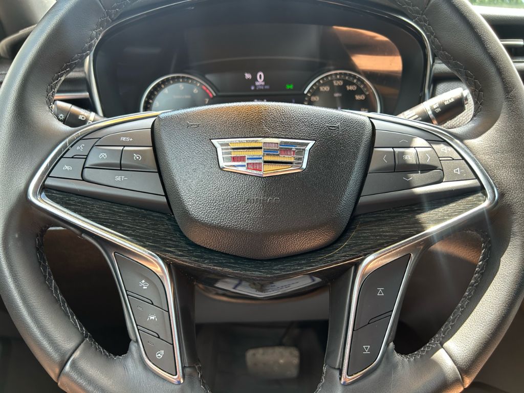 2020 Cadillac XT5 - $17,998