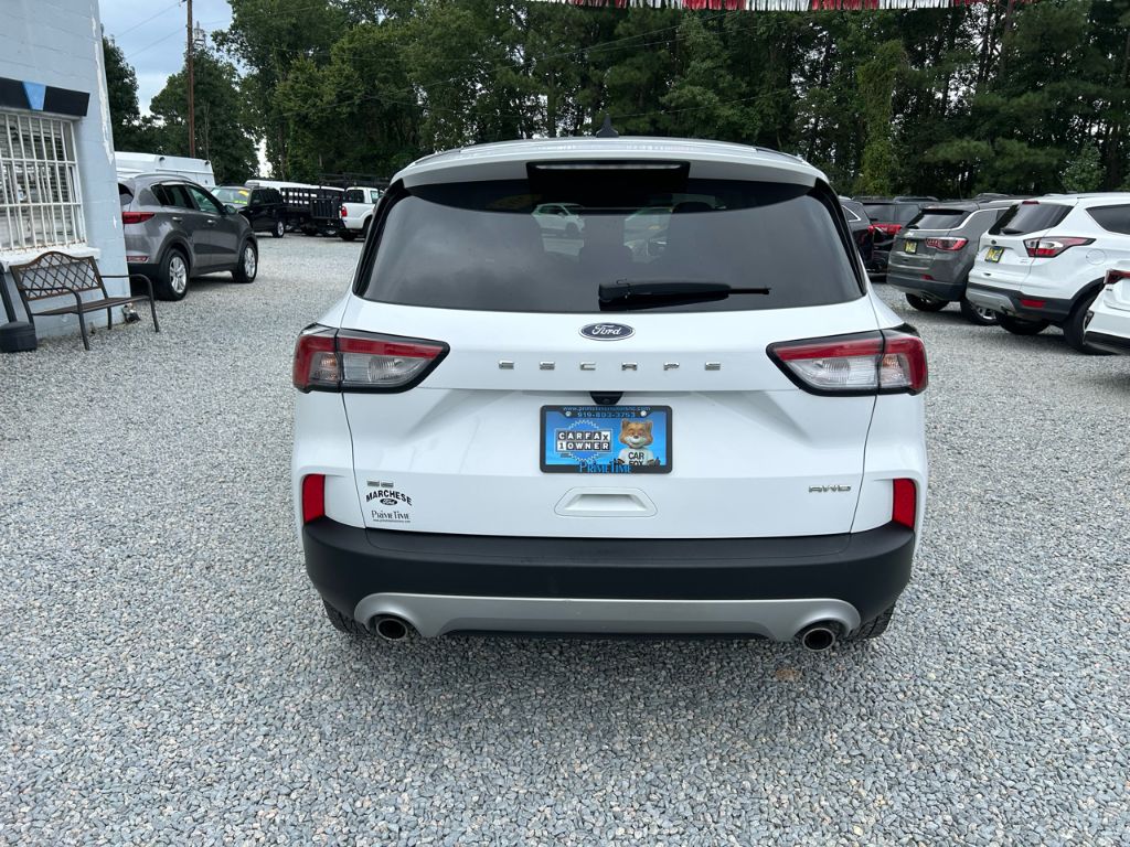 2022 Ford Escape - $13,998
