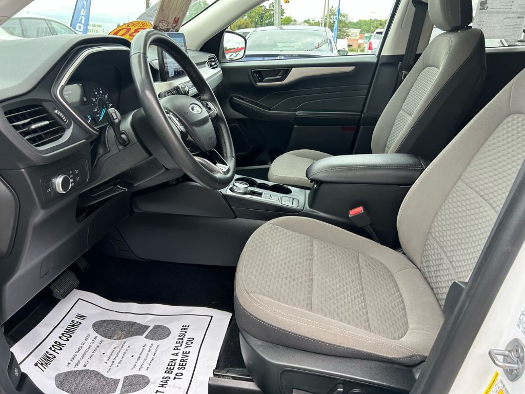 2022 Ford Escape - $13,998