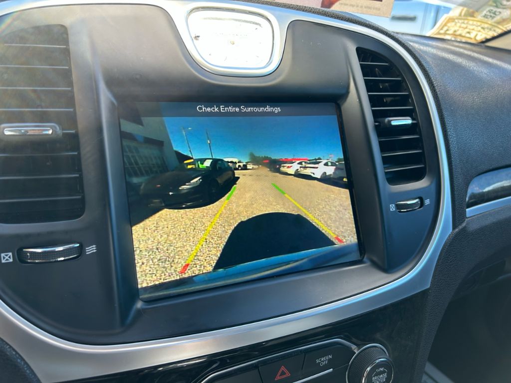 2019 Chrysler 300 - $12,998