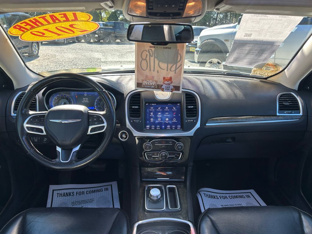 2019 Chrysler 300 - $12,998
