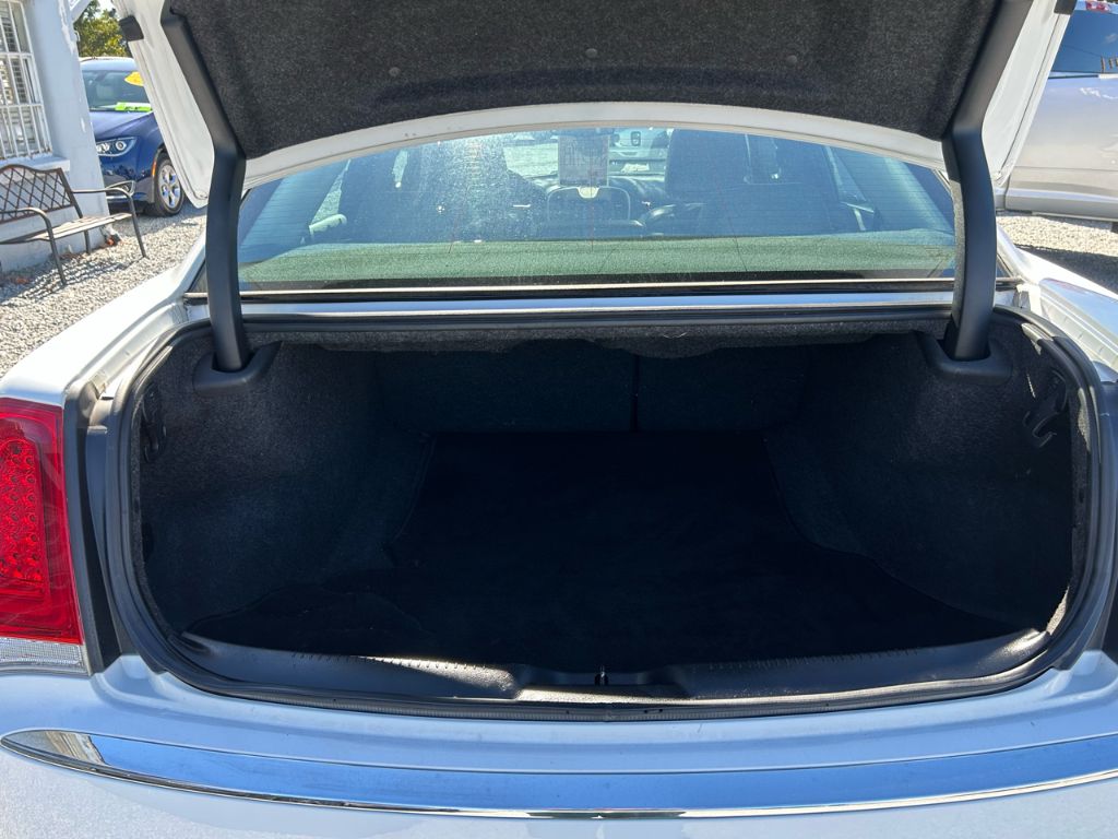 2019 Chrysler 300 - $12,998