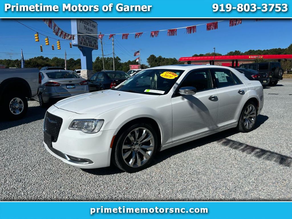 2019 Chrysler 300 - $12,998