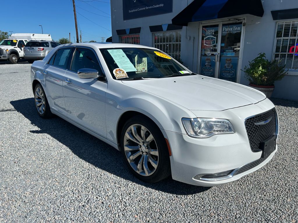 2019 Chrysler 300 - $12,998