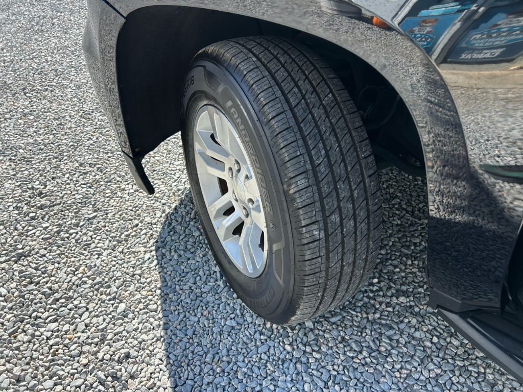 2017 Chevrolet Tahoe - $16,498
