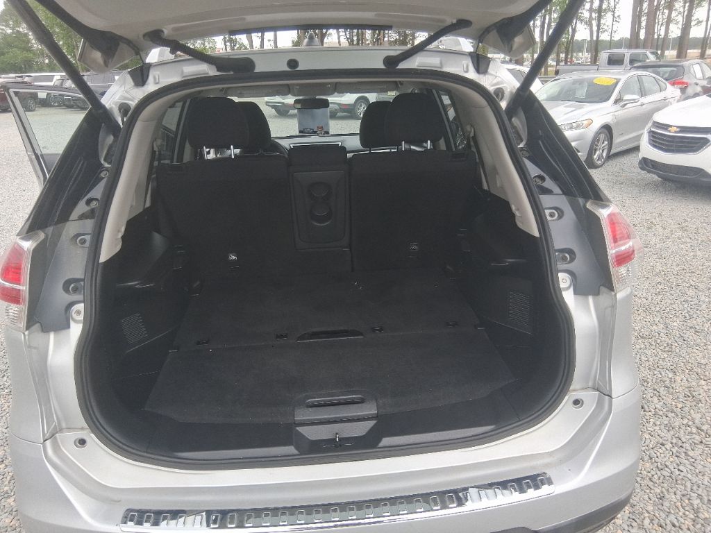 2016 Nissan Rogue - $7,998