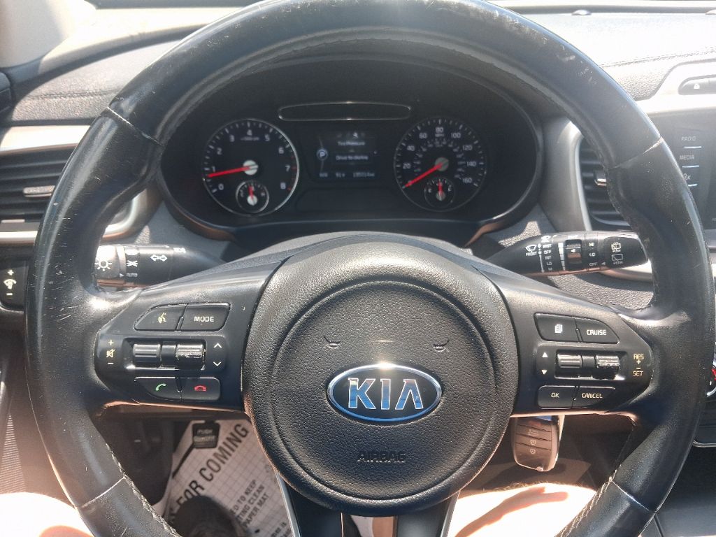 2018 Kia Sorento - $7,998