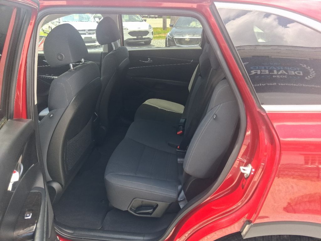 2018 Kia Sorento - $7,998