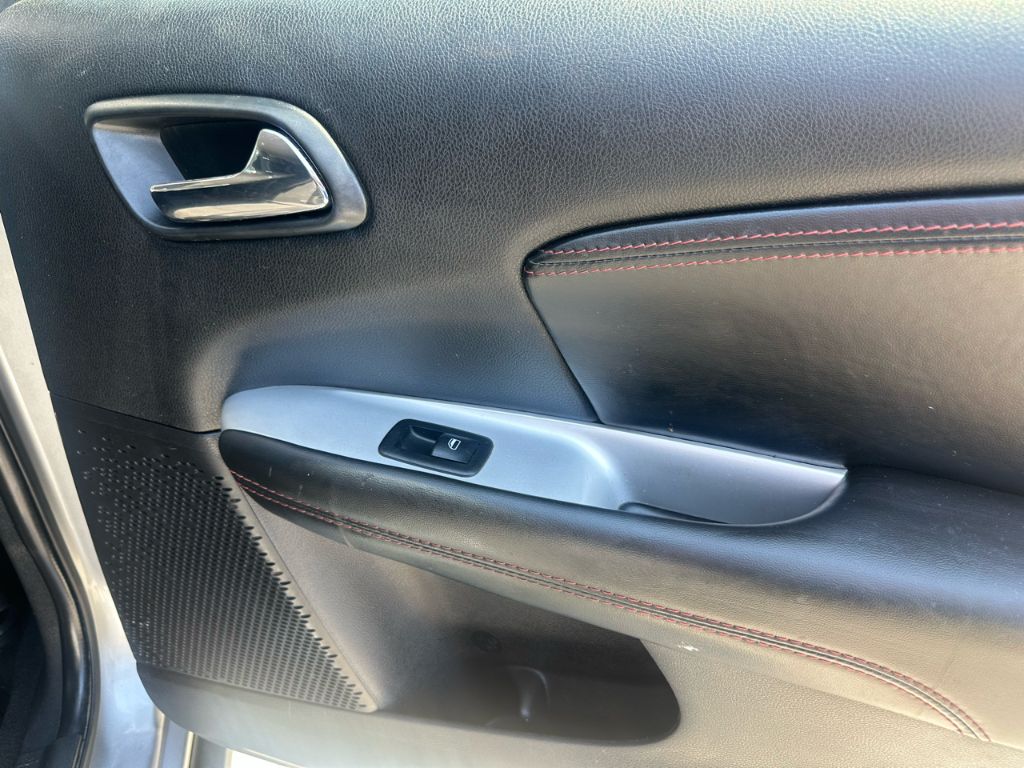 2019 Dodge Journey - $8,998