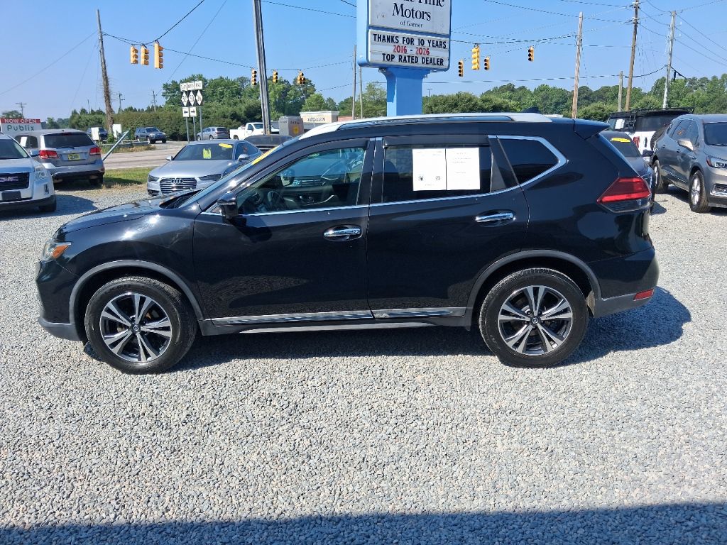 2017 Nissan Rogue - $9,298