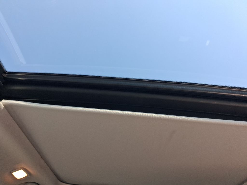 2017 Nissan Rogue - $9,298