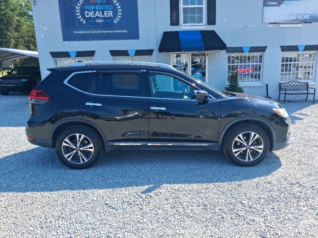 2017 Nissan Rogue - $9,298