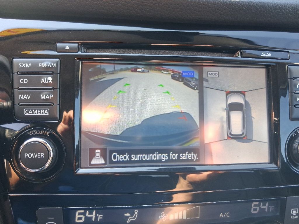 2017 Nissan Rogue - $9,298