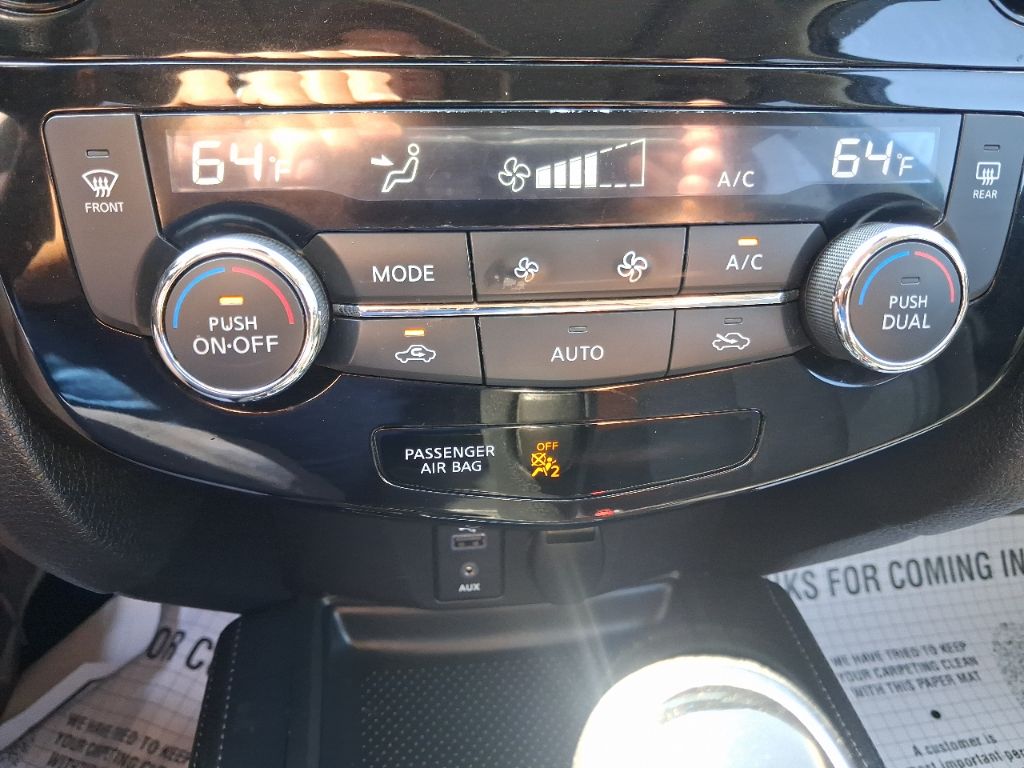 2017 Nissan Rogue - $9,298