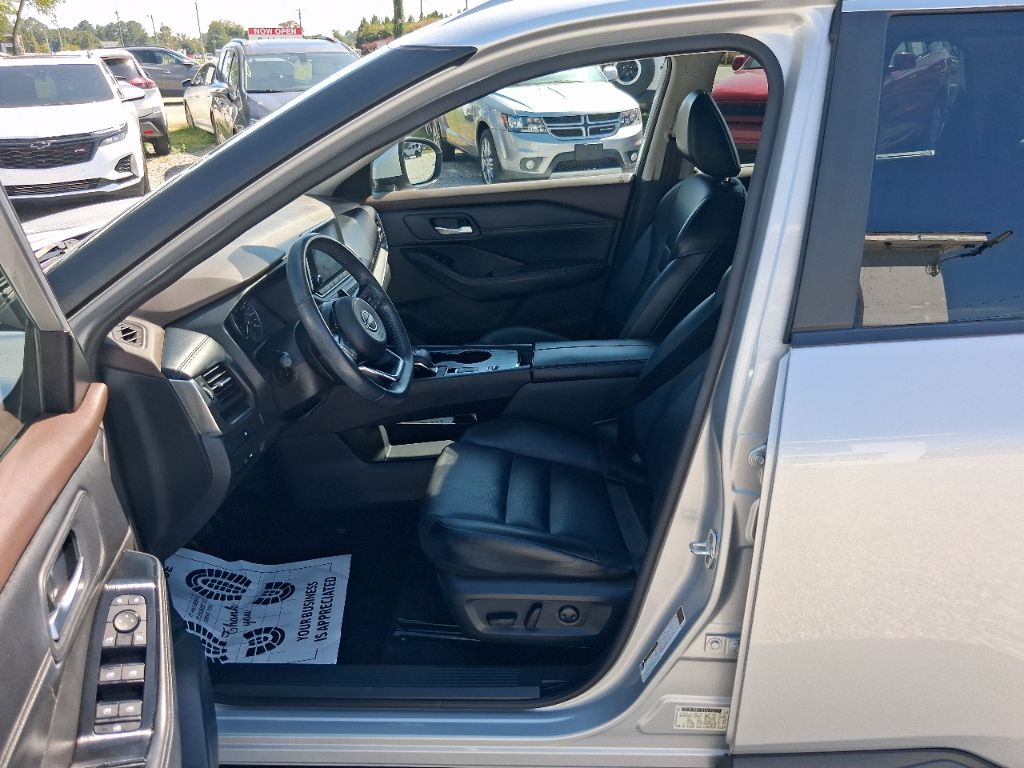 2023 Nissan Rogue - $17,398
