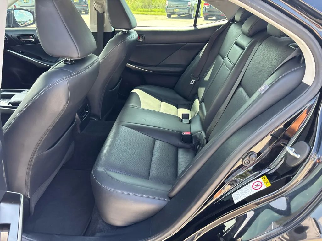 2014 Lexus IS - $8,995