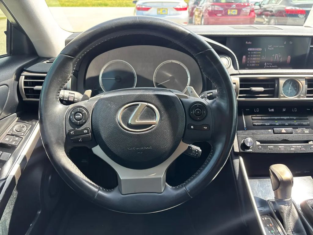 2014 Lexus IS - $8,995
