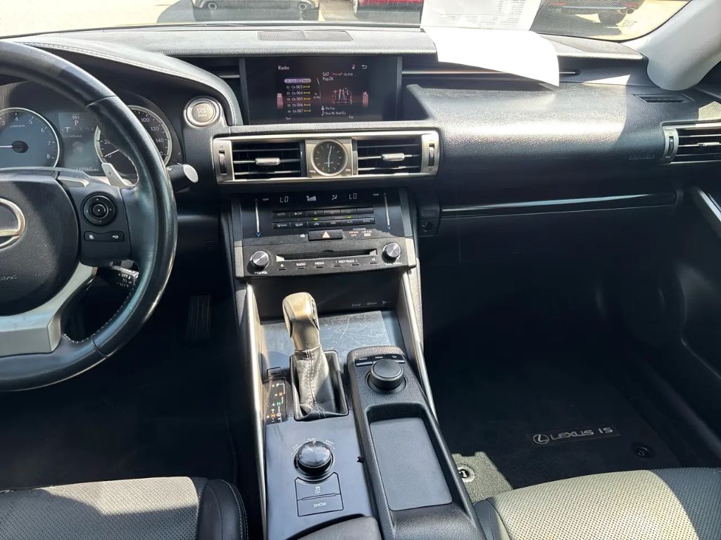 2014 Lexus IS - $8,995
