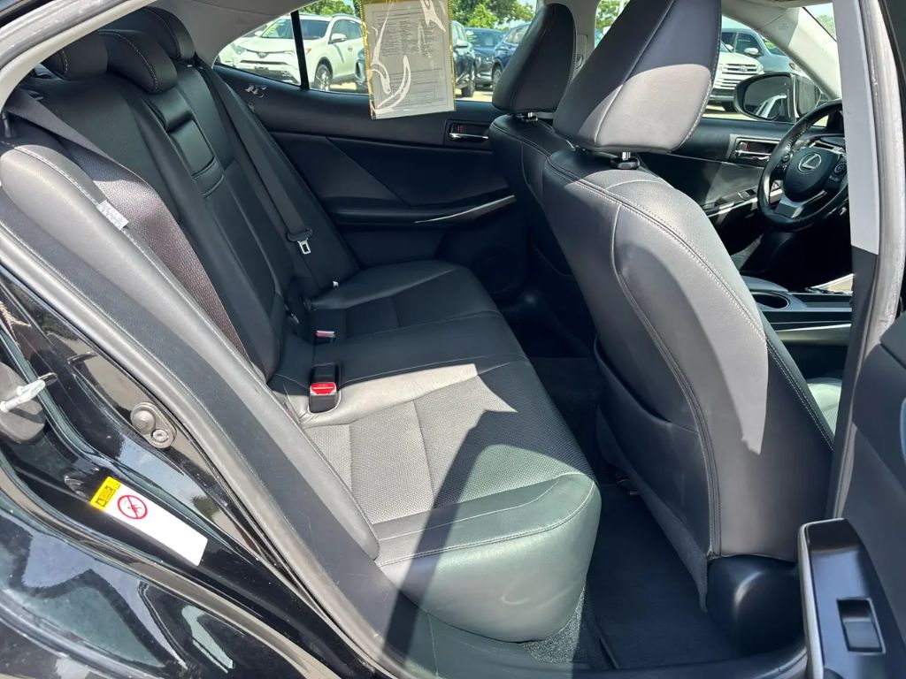 2014 Lexus IS - $8,995