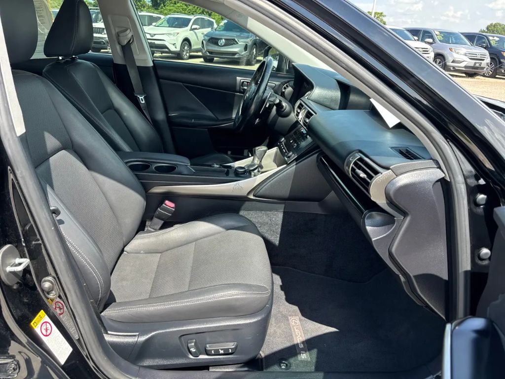 2014 Lexus IS - $8,995