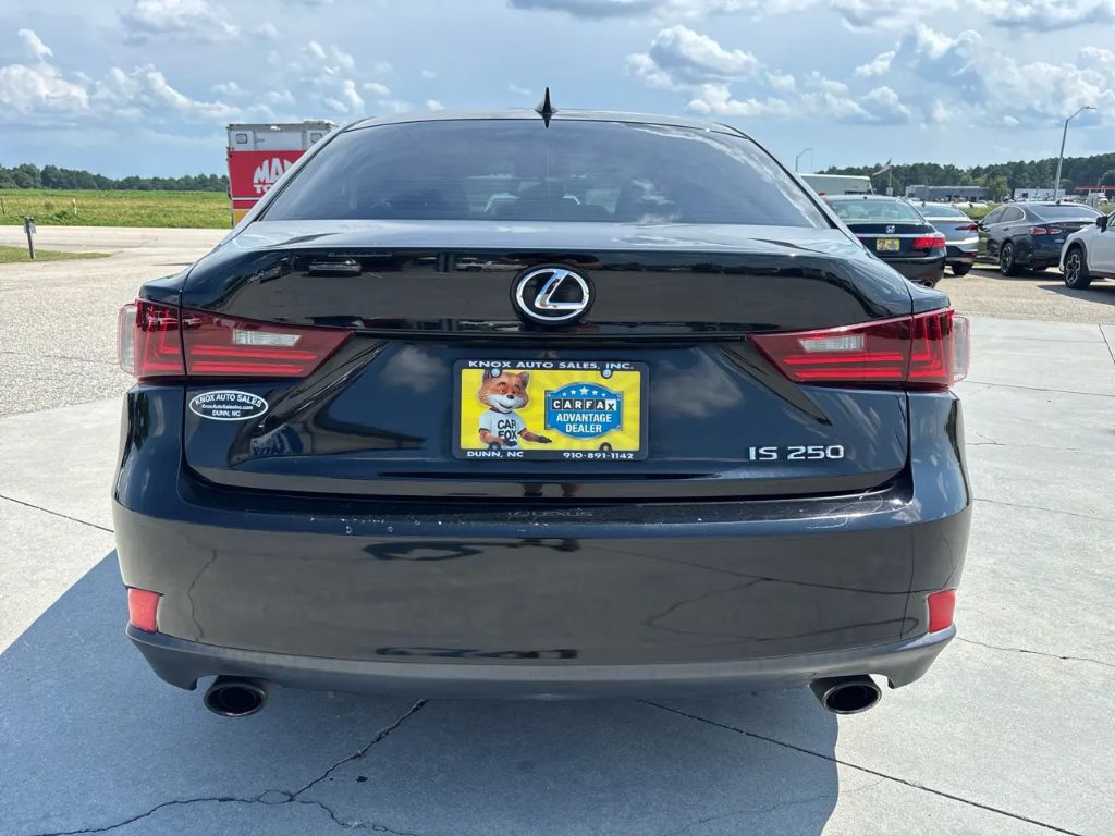 2014 Lexus IS - $8,995