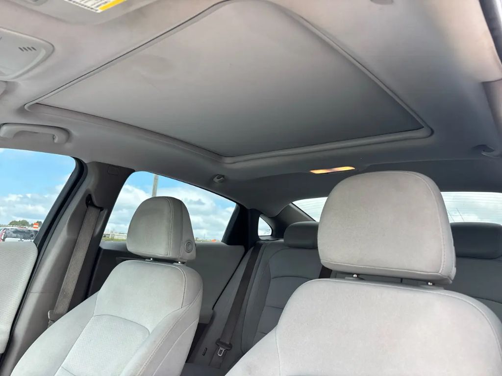 2021 Chevrolet Malibu - $12,500