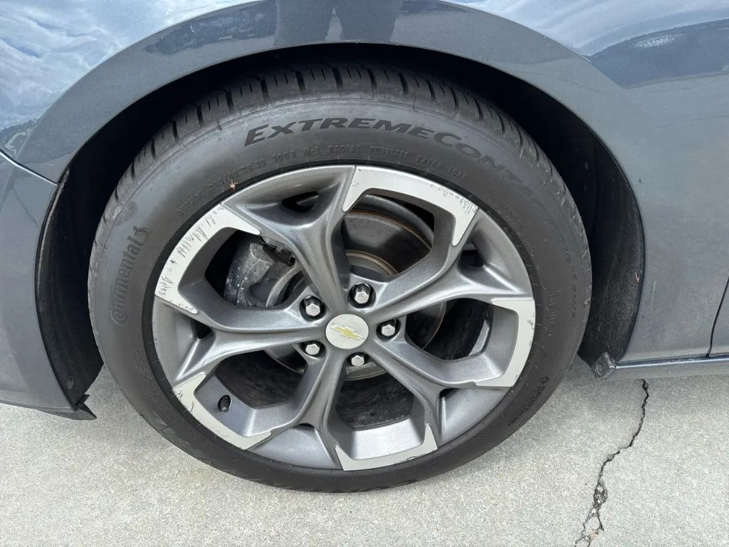 2021 Chevrolet Malibu - $12,500
