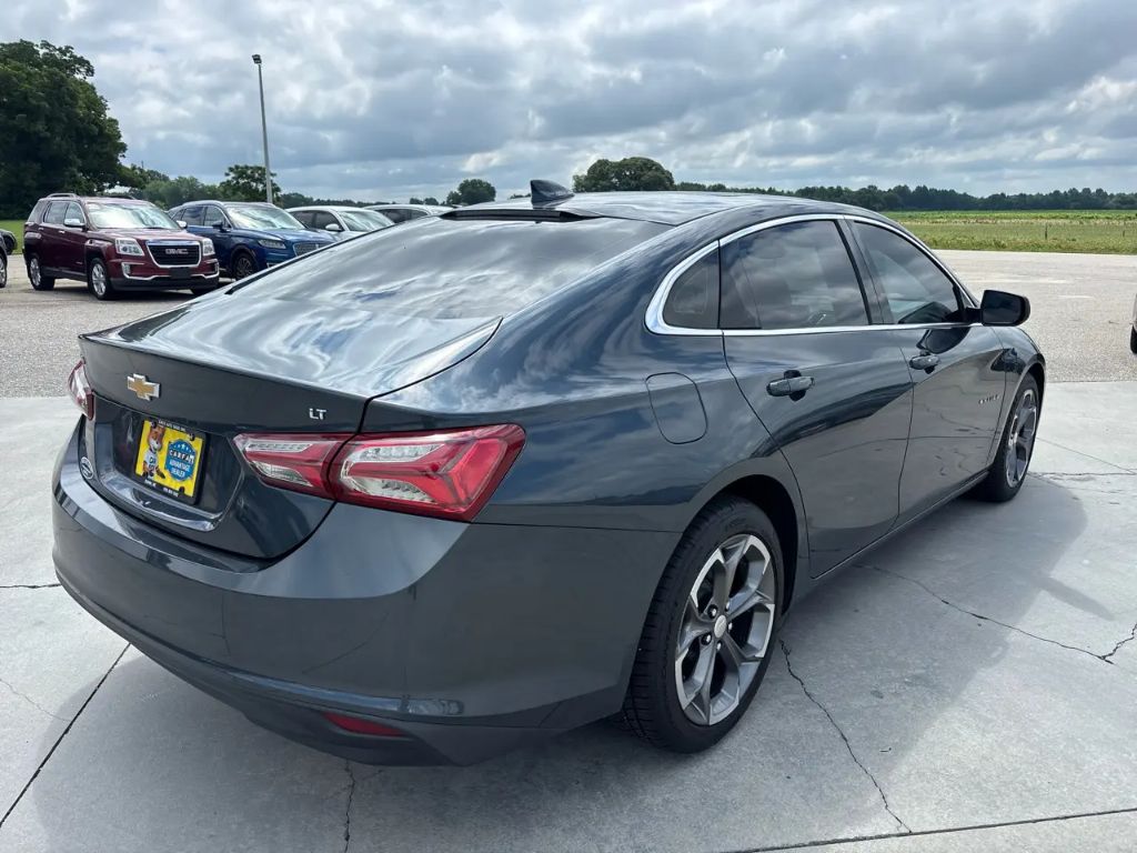 2021 Chevrolet Malibu - $12,500