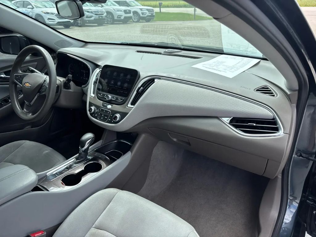 2021 Chevrolet Malibu - $12,500